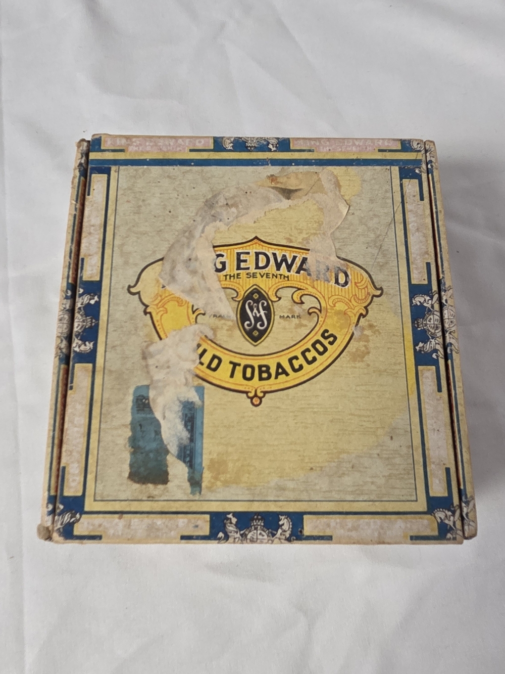 King Edward Bold Tobaccos Decorative Vintage Box‎